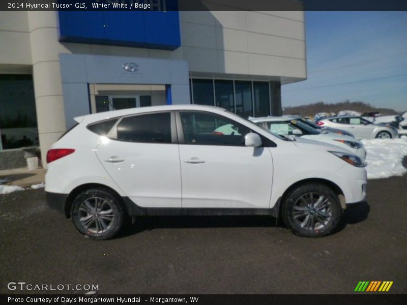 Winter White / Beige 2014 Hyundai Tucson GLS