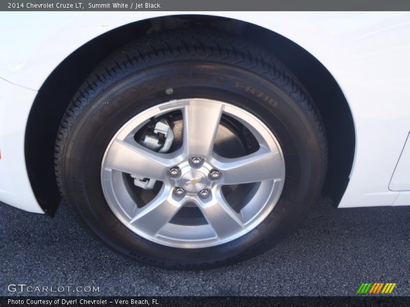 Summit White / Jet Black 2014 Chevrolet Cruze LT