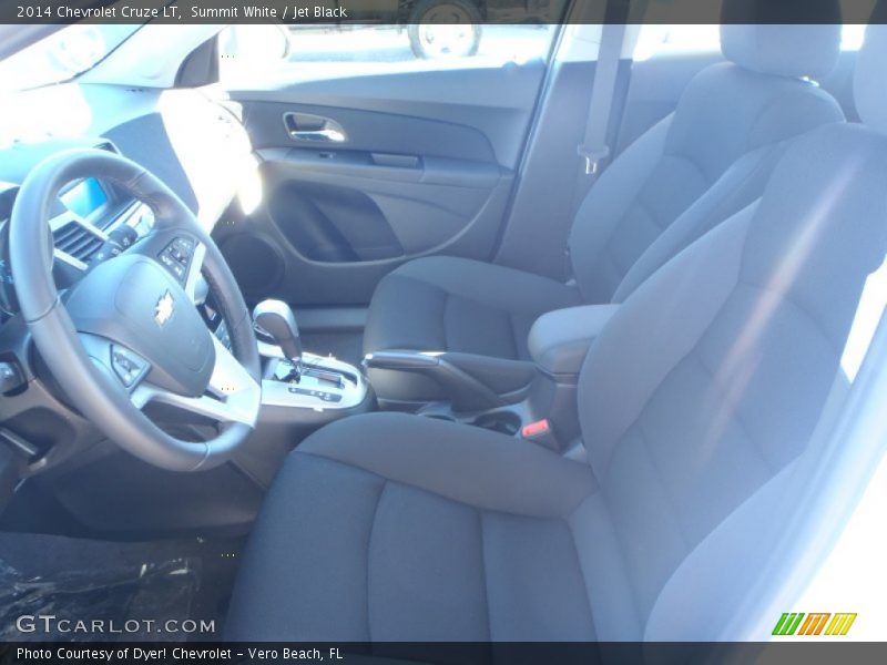 Summit White / Jet Black 2014 Chevrolet Cruze LT