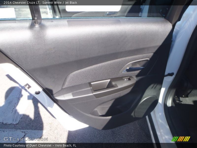 Summit White / Jet Black 2014 Chevrolet Cruze LT