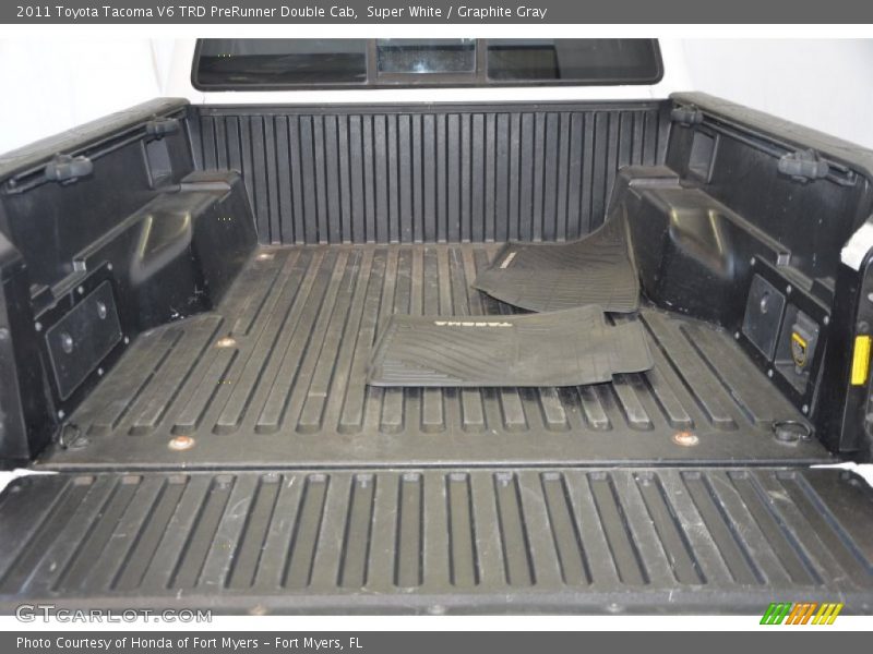 Super White / Graphite Gray 2011 Toyota Tacoma V6 TRD PreRunner Double Cab