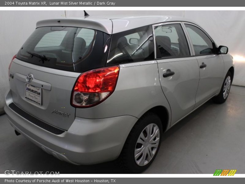 Lunar Mist Silver Metallic / Dark Gray 2004 Toyota Matrix XR