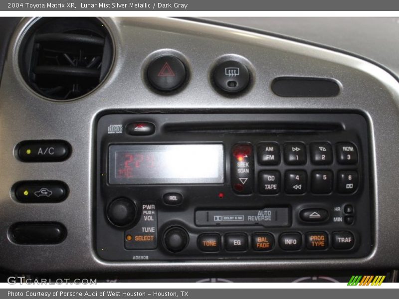 Lunar Mist Silver Metallic / Dark Gray 2004 Toyota Matrix XR