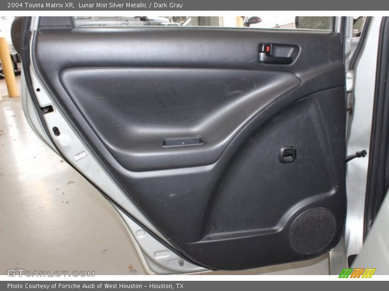 Lunar Mist Silver Metallic / Dark Gray 2004 Toyota Matrix XR