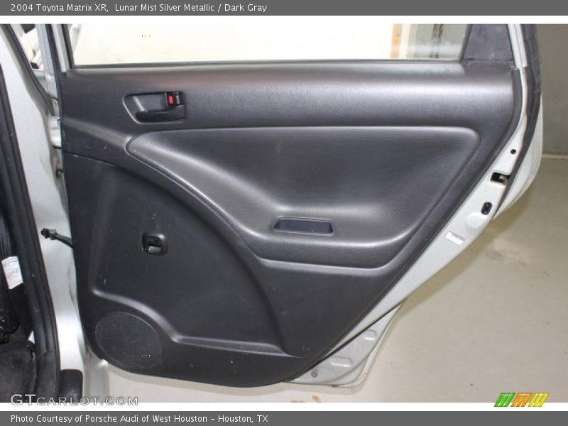 Lunar Mist Silver Metallic / Dark Gray 2004 Toyota Matrix XR