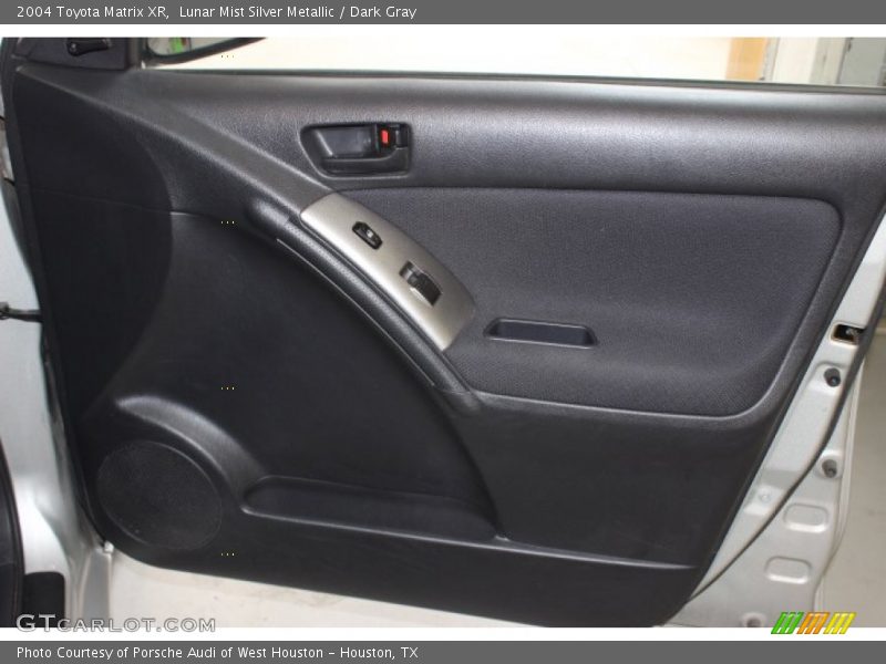 Lunar Mist Silver Metallic / Dark Gray 2004 Toyota Matrix XR