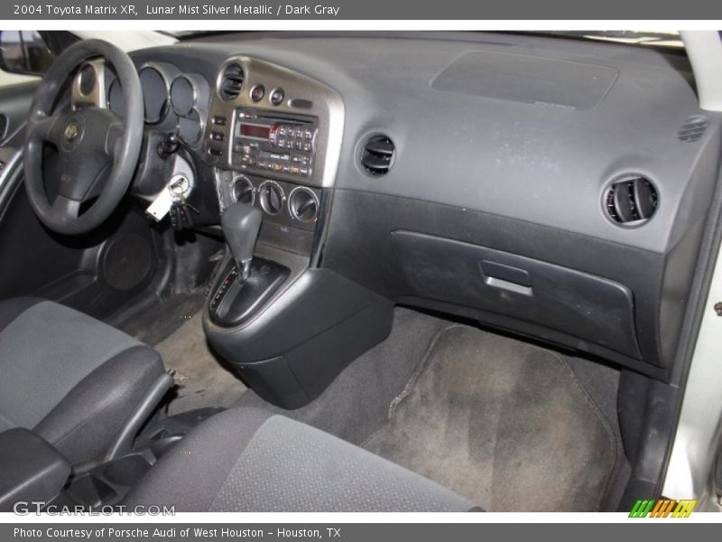 Lunar Mist Silver Metallic / Dark Gray 2004 Toyota Matrix XR