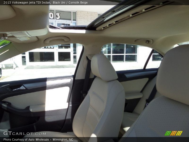 Black Uni / Cornsilk Beige 2013 Volkswagen Jetta TDI Sedan