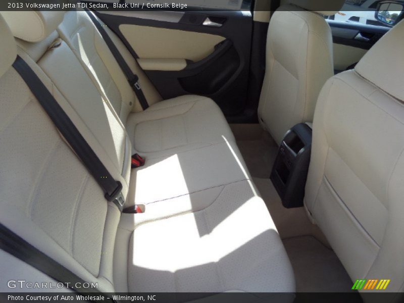 Black Uni / Cornsilk Beige 2013 Volkswagen Jetta TDI Sedan