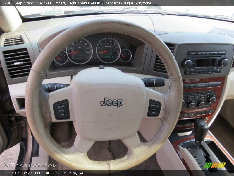 Light Khaki Metallic / Dark Khaki/Light Graystone 2005 Jeep Grand Cherokee Limited