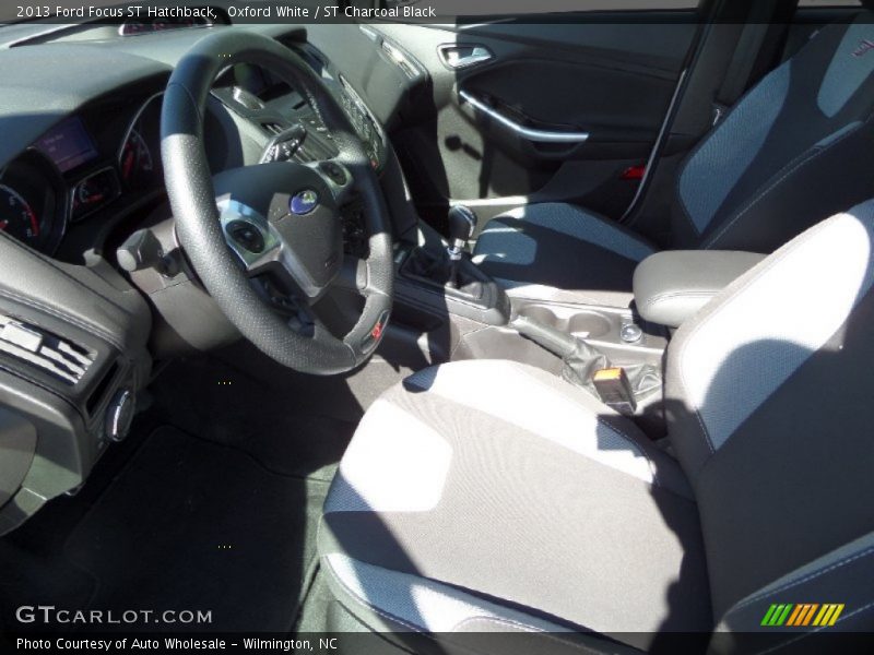 Oxford White / ST Charcoal Black 2013 Ford Focus ST Hatchback