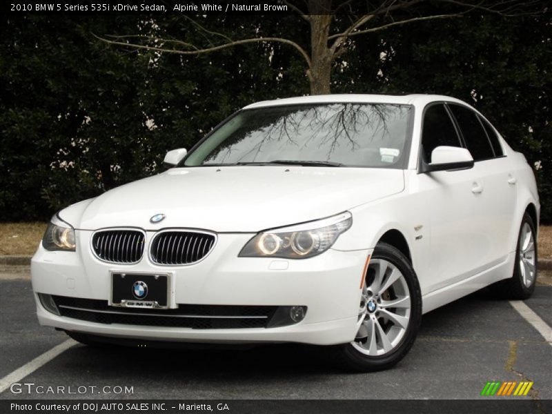 Alpine White / Natural Brown 2010 BMW 5 Series 535i xDrive Sedan