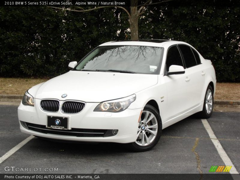 Alpine White / Natural Brown 2010 BMW 5 Series 535i xDrive Sedan
