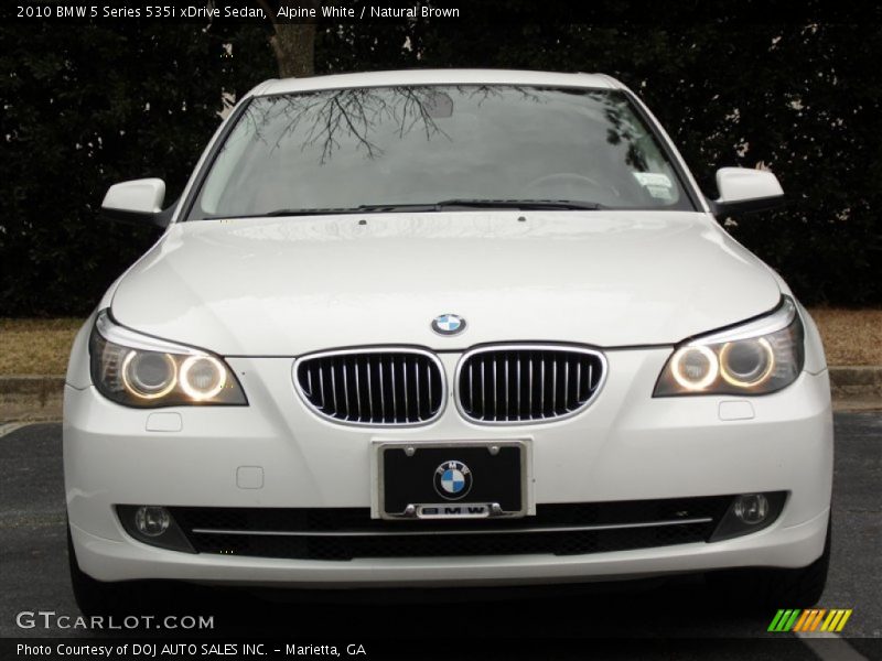 Alpine White / Natural Brown 2010 BMW 5 Series 535i xDrive Sedan