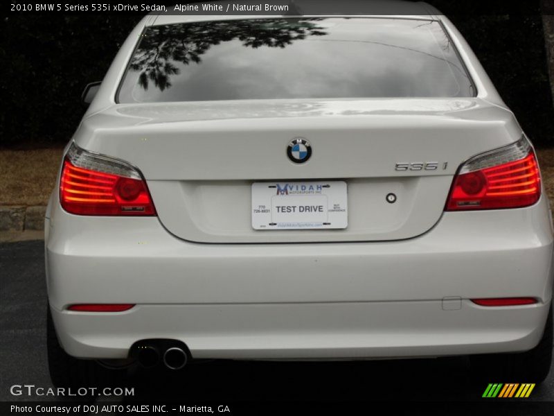 Alpine White / Natural Brown 2010 BMW 5 Series 535i xDrive Sedan