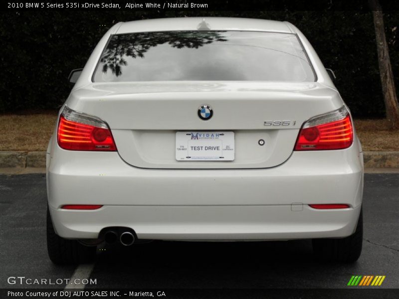 Alpine White / Natural Brown 2010 BMW 5 Series 535i xDrive Sedan