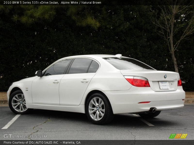 Alpine White / Natural Brown 2010 BMW 5 Series 535i xDrive Sedan