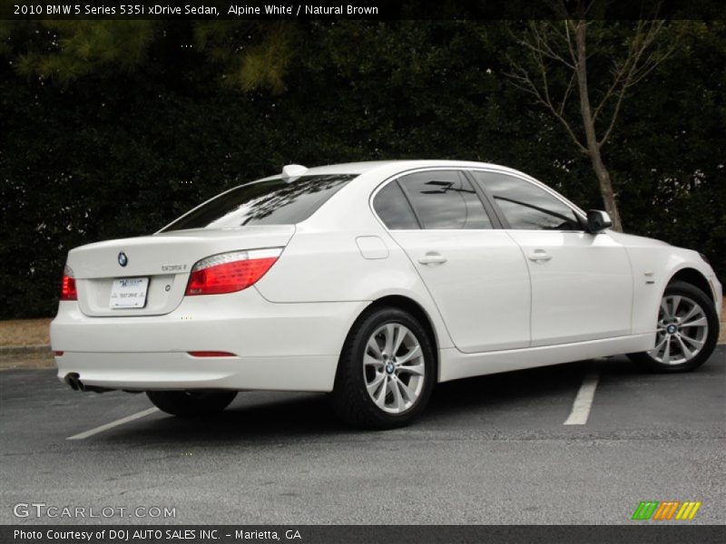 Alpine White / Natural Brown 2010 BMW 5 Series 535i xDrive Sedan