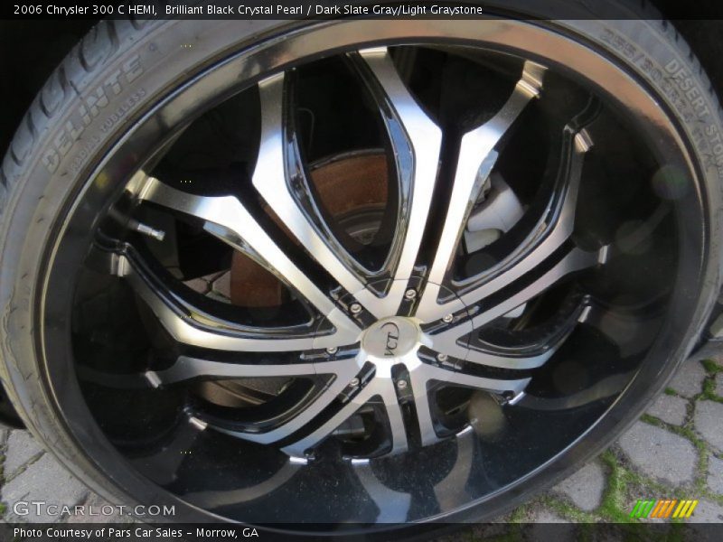 Brilliant Black Crystal Pearl / Dark Slate Gray/Light Graystone 2006 Chrysler 300 C HEMI