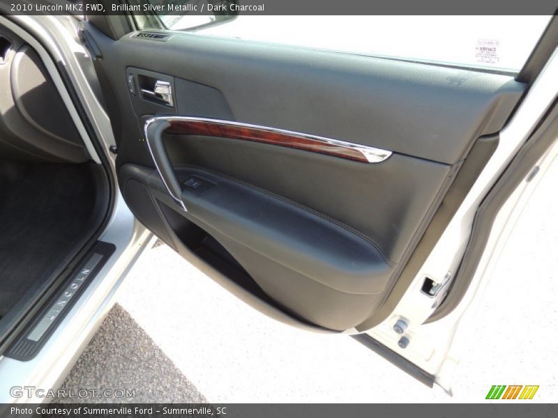 Brilliant Silver Metallic / Dark Charcoal 2010 Lincoln MKZ FWD