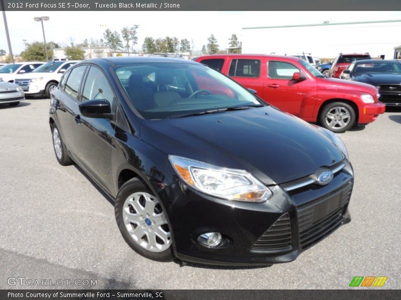 Tuxedo Black Metallic / Stone 2012 Ford Focus SE 5-Door