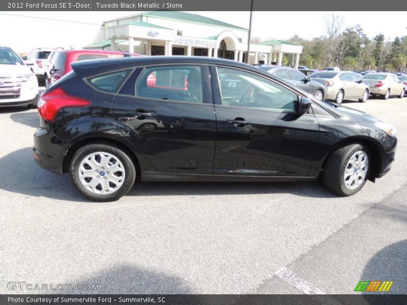 Tuxedo Black Metallic / Stone 2012 Ford Focus SE 5-Door
