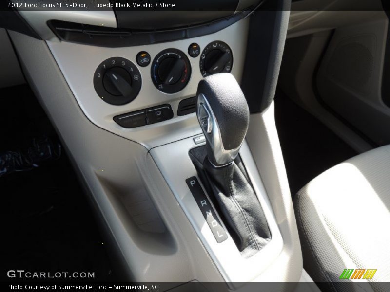 Tuxedo Black Metallic / Stone 2012 Ford Focus SE 5-Door