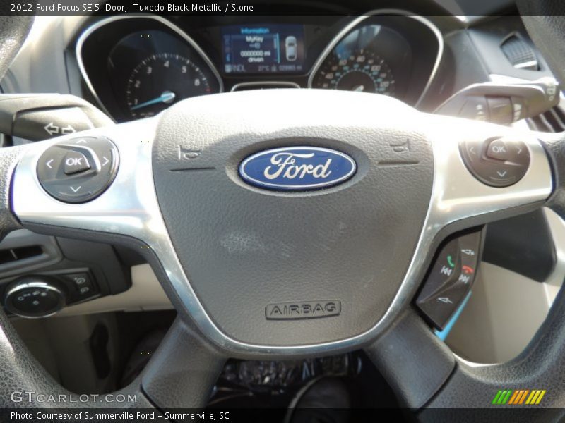 Tuxedo Black Metallic / Stone 2012 Ford Focus SE 5-Door