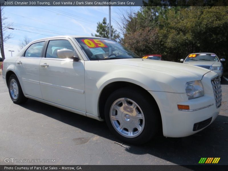 Cool Vanilla / Dark Slate Gray/Medium Slate Gray 2005 Chrysler 300 Touring