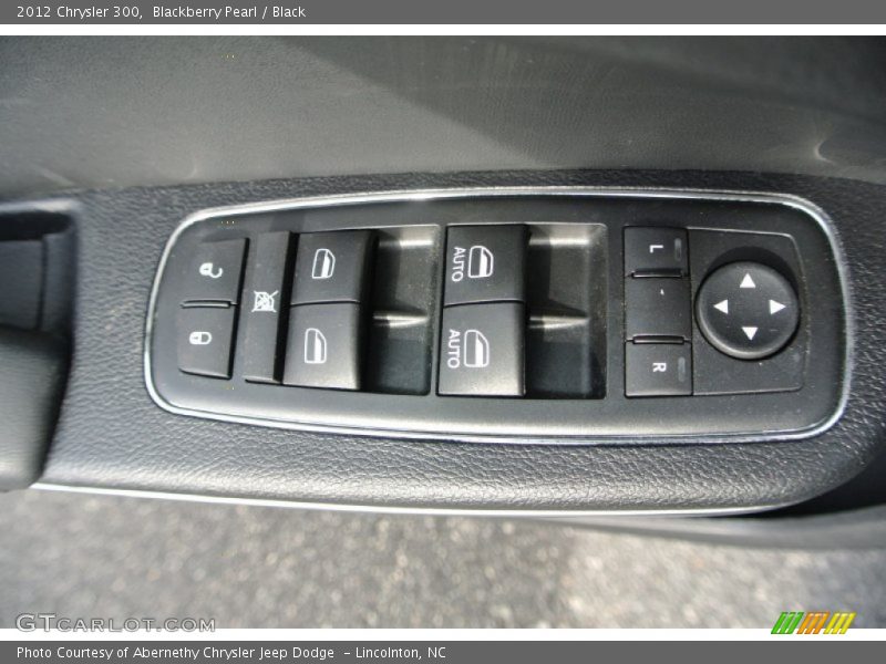 Blackberry Pearl / Black 2012 Chrysler 300