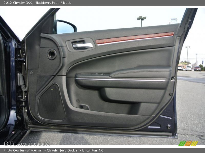 Blackberry Pearl / Black 2012 Chrysler 300