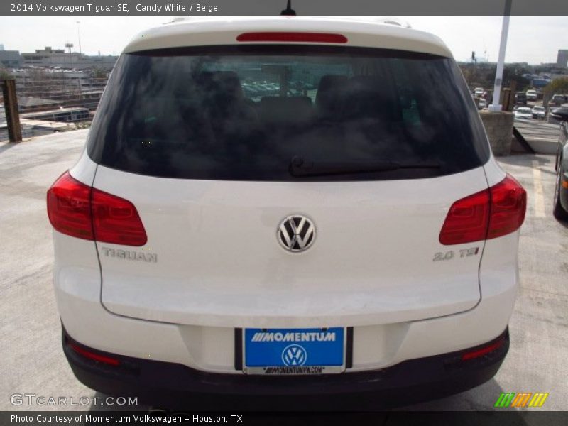 Candy White / Beige 2014 Volkswagen Tiguan SE