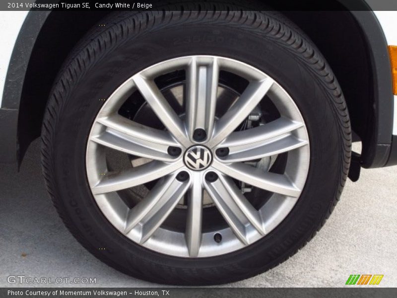 Candy White / Beige 2014 Volkswagen Tiguan SE