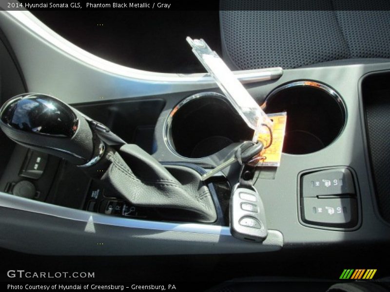 Phantom Black Metallic / Gray 2014 Hyundai Sonata GLS