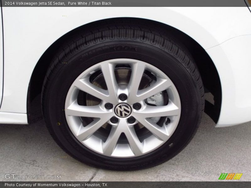 Pure White / Titan Black 2014 Volkswagen Jetta SE Sedan