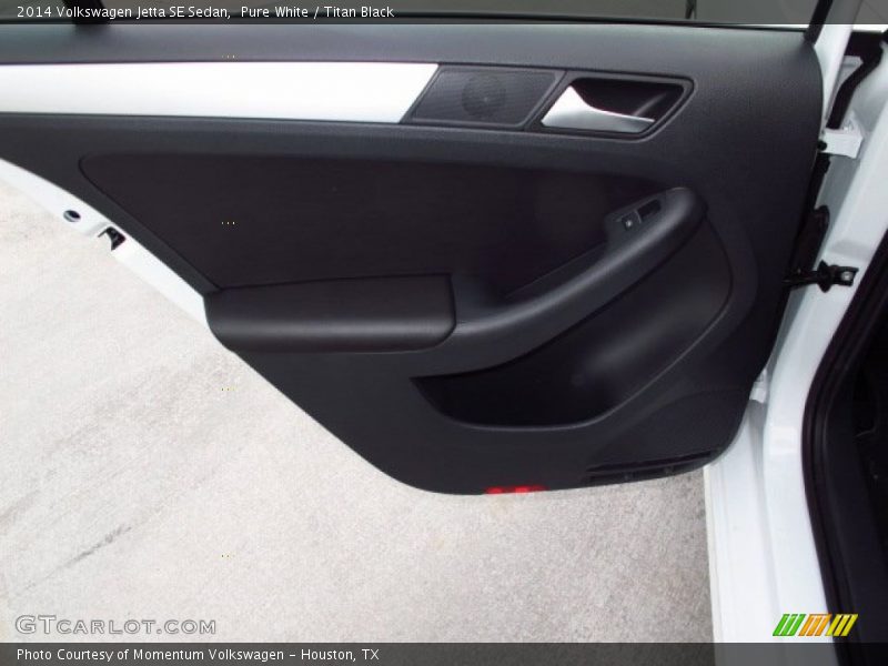 Pure White / Titan Black 2014 Volkswagen Jetta SE Sedan