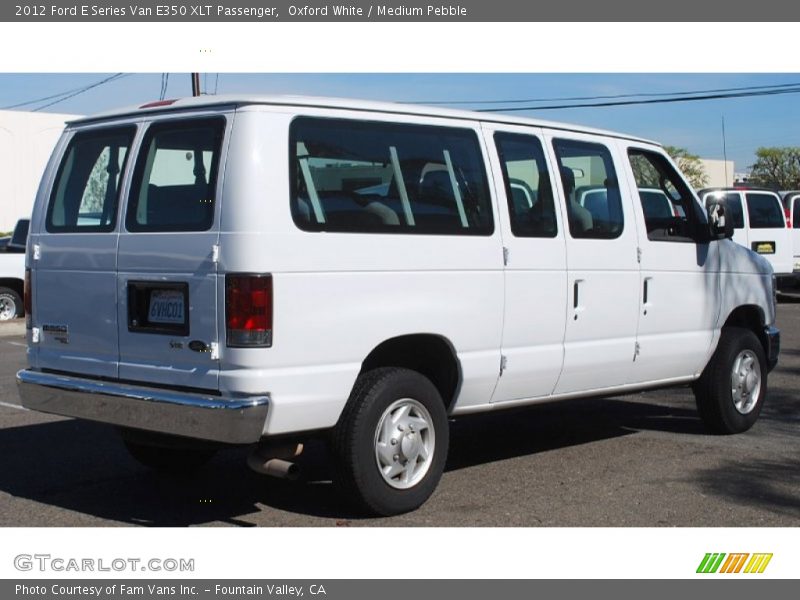 Oxford White / Medium Pebble 2012 Ford E Series Van E350 XLT Passenger