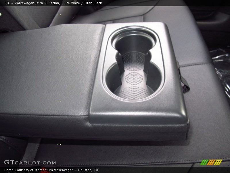 Pure White / Titan Black 2014 Volkswagen Jetta SE Sedan