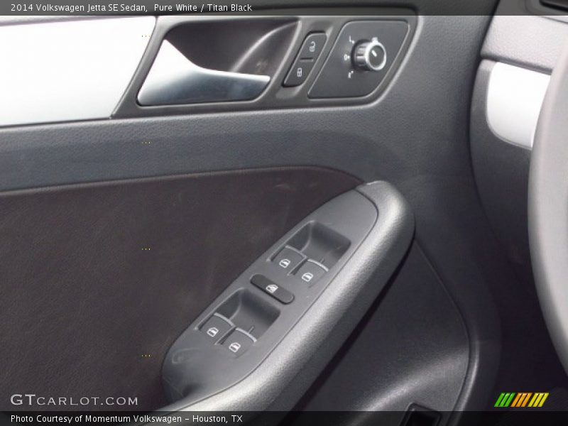 Pure White / Titan Black 2014 Volkswagen Jetta SE Sedan