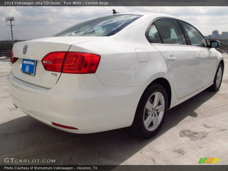 Pure White / Cornsilk Beige 2014 Volkswagen Jetta TDI Sedan