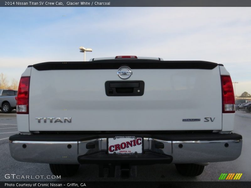 Glacier White / Charcoal 2014 Nissan Titan SV Crew Cab