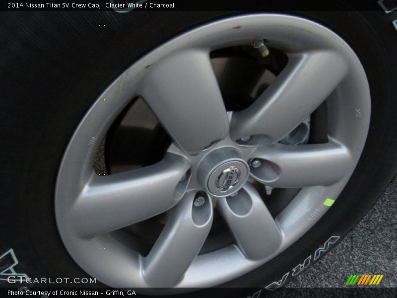 Glacier White / Charcoal 2014 Nissan Titan SV Crew Cab