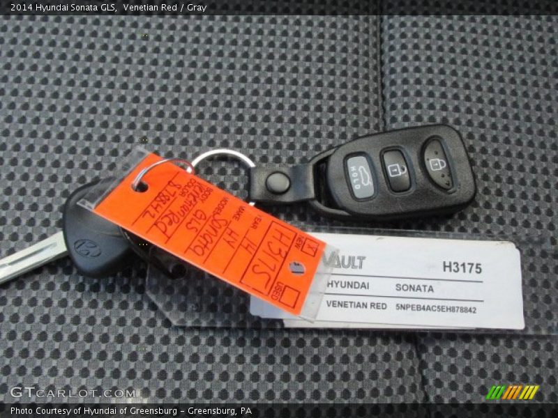 Venetian Red / Gray 2014 Hyundai Sonata GLS