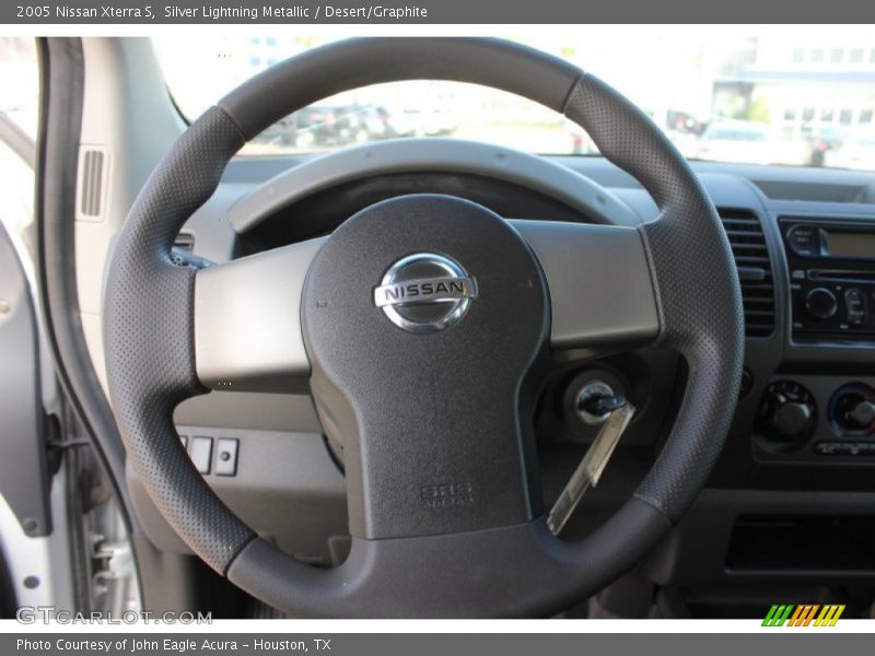 Silver Lightning Metallic / Desert/Graphite 2005 Nissan Xterra S