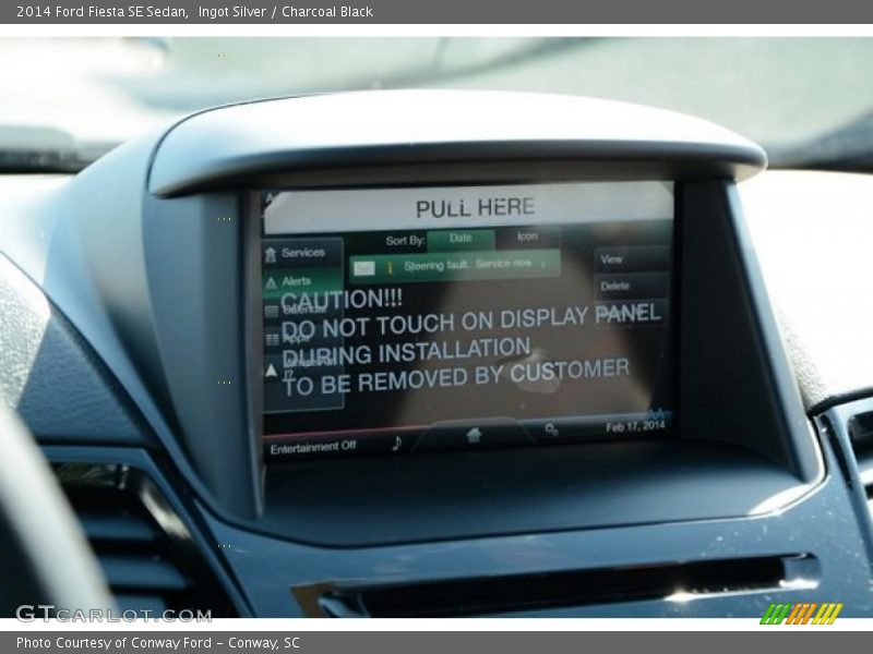 Ingot Silver / Charcoal Black 2014 Ford Fiesta SE Sedan
