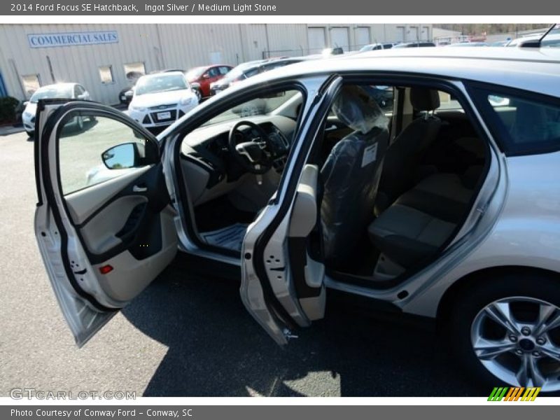 Ingot Silver / Medium Light Stone 2014 Ford Focus SE Hatchback