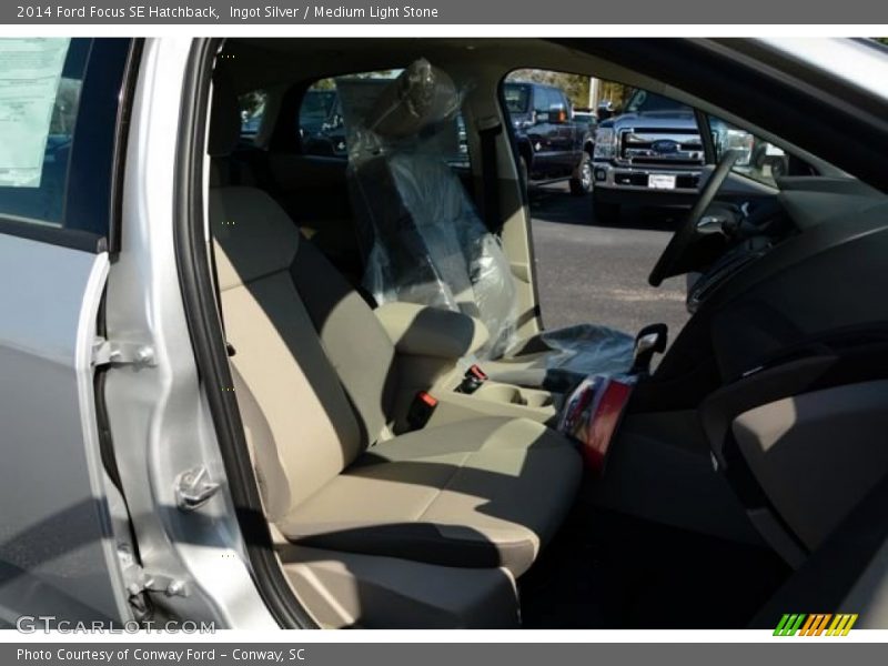 Ingot Silver / Medium Light Stone 2014 Ford Focus SE Hatchback
