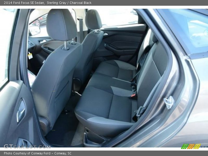 Sterling Gray / Charcoal Black 2014 Ford Focus SE Sedan