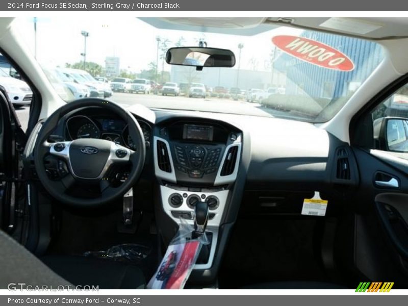 Sterling Gray / Charcoal Black 2014 Ford Focus SE Sedan