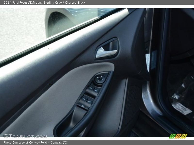 Sterling Gray / Charcoal Black 2014 Ford Focus SE Sedan